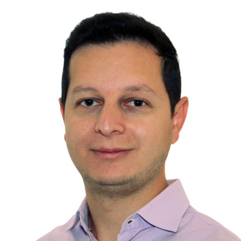 a picture of Jane Smith smiling